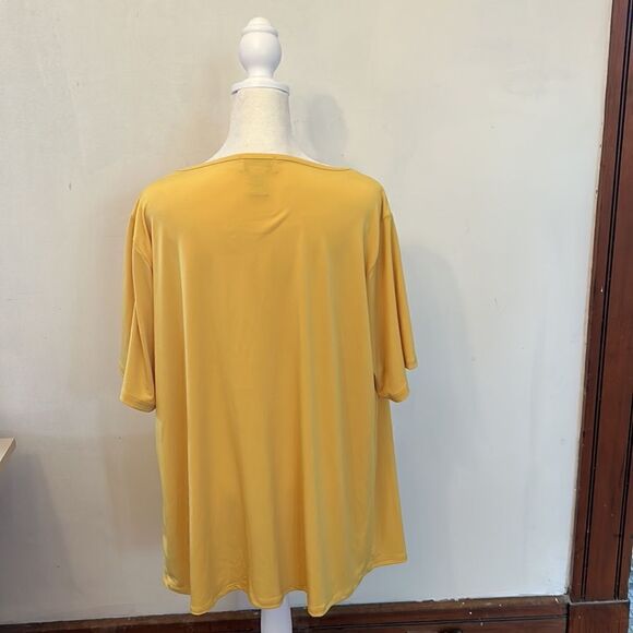 Carmen Carmen Marc Valvo yellow short sleeve cowl neck blouse Size 2X - Picture 8 of 10